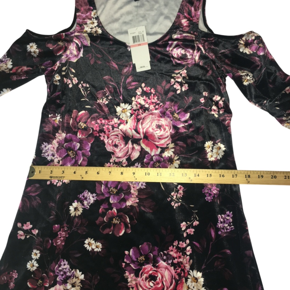 Spenser Jeremy Cold Shoulder Floral Velvet Stretch Dress - Women’s 10 - NWT - Picture 4 of 15